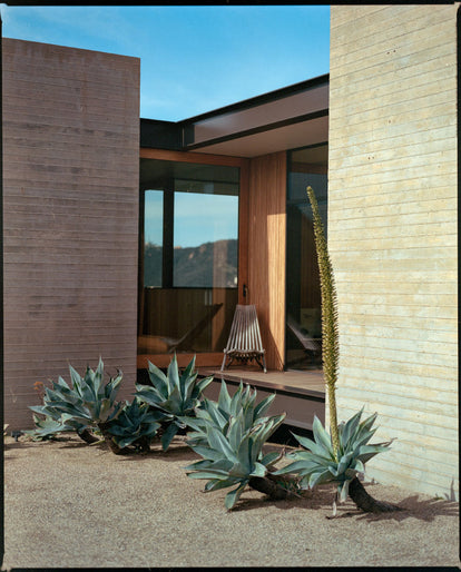 Exterior corner of a mid-century home in Los Angeles