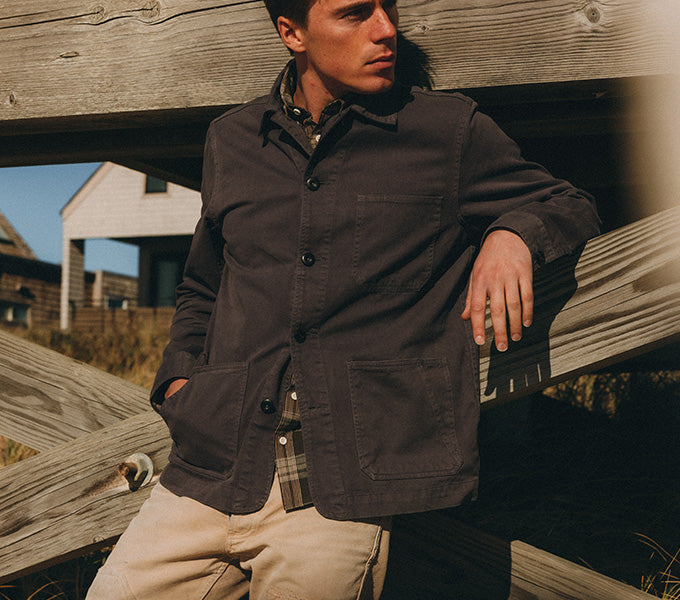 Model wearing the Ojai Jacket in Organic Charcoal 