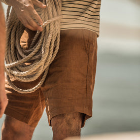 The Maritime Short in British Khaki Linen Herringbone: Alternate Image 1