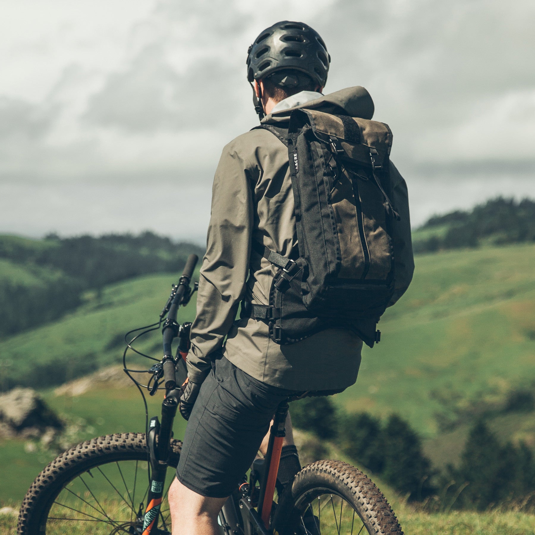 The Hydration Pack in Oak Waxed Canvas: Alternate Image 6, None by Taylor Stitch