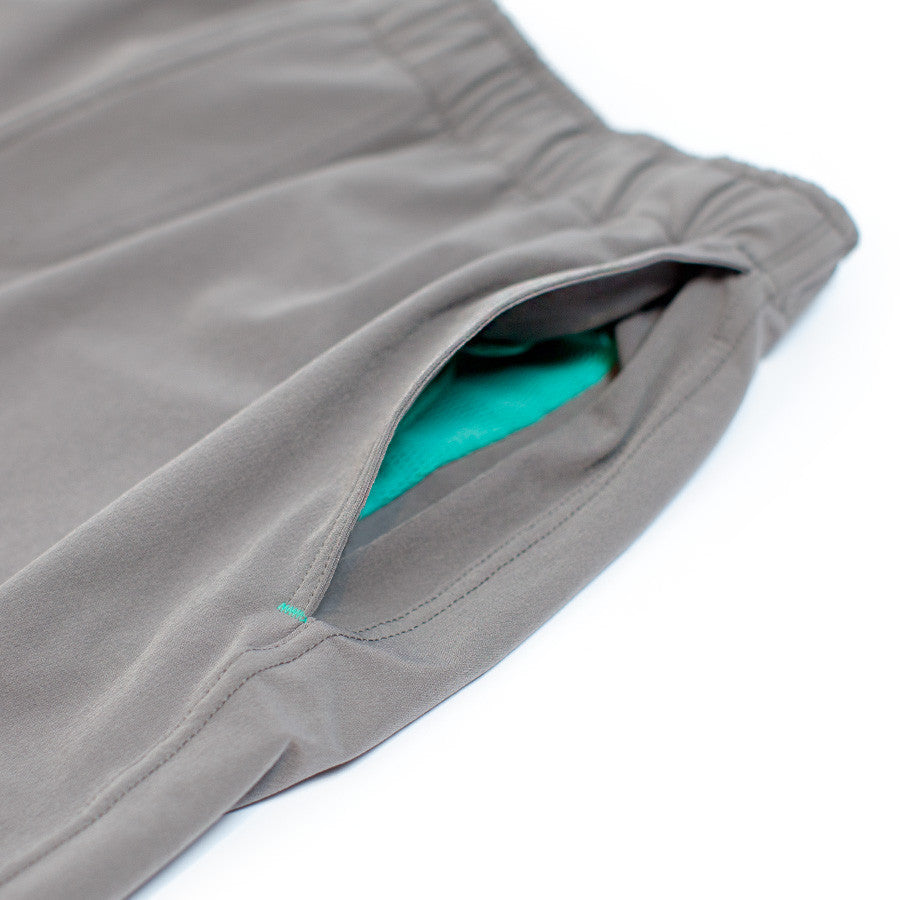 The Myles Everyday Short in Fog: Alternate Image 5, Bottoms by Taylor Stitch