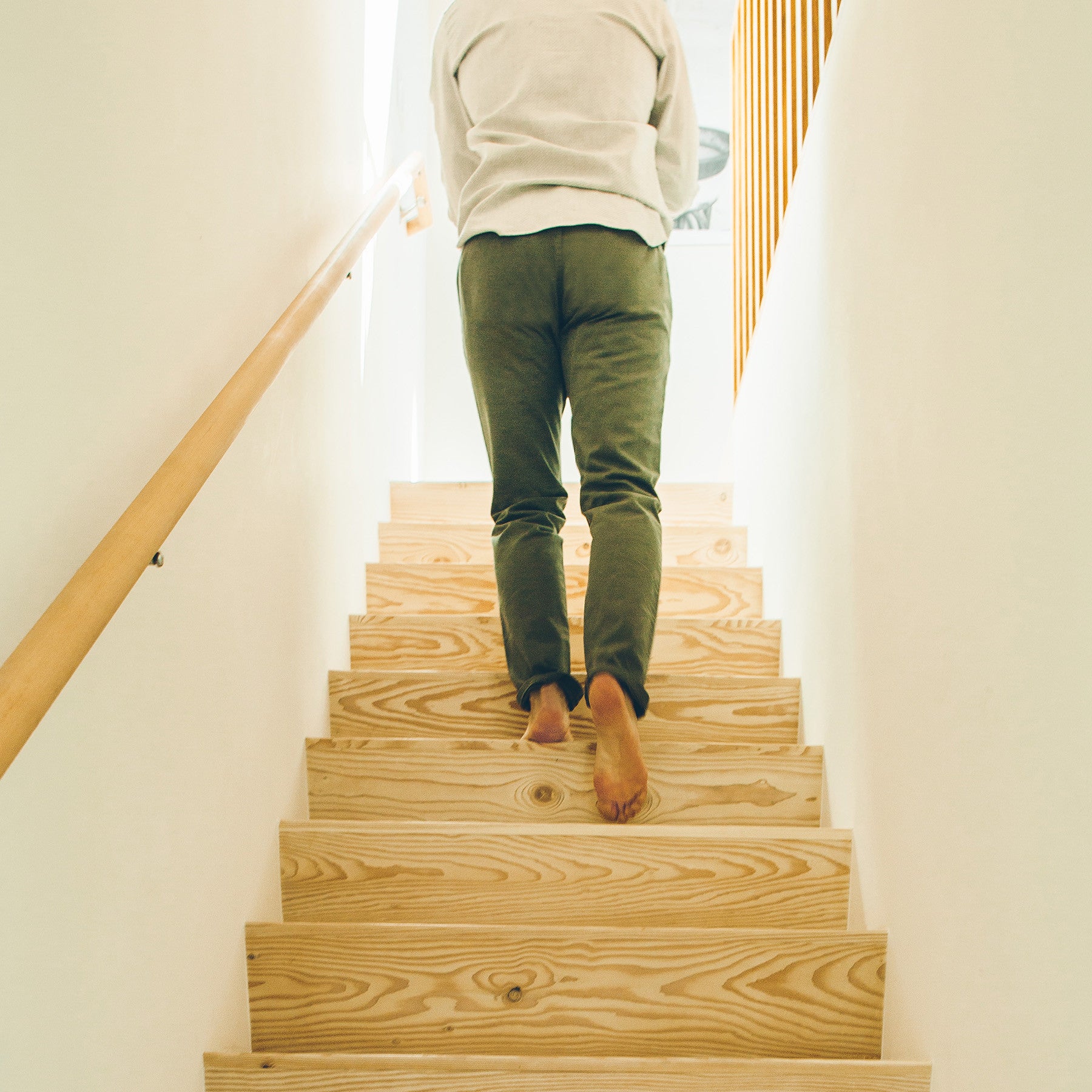The Slim Chino in Army: Alternate Image 4, Pants by Taylor Stitch