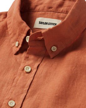 material shot of the collar on The Jack in Apricot Linen, Wovens by Taylor Stitch