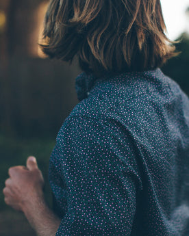 The Short Sleeve Jack in Navy Mini Floral: Alternate Image 6, Wovens by Taylor Stitch