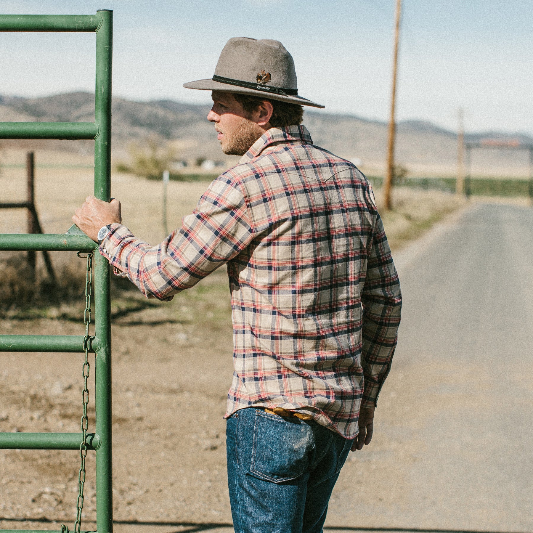 The Glacier Shirt in Tan Plaid: Alternate Image 4, Wovens by Taylor Stitch