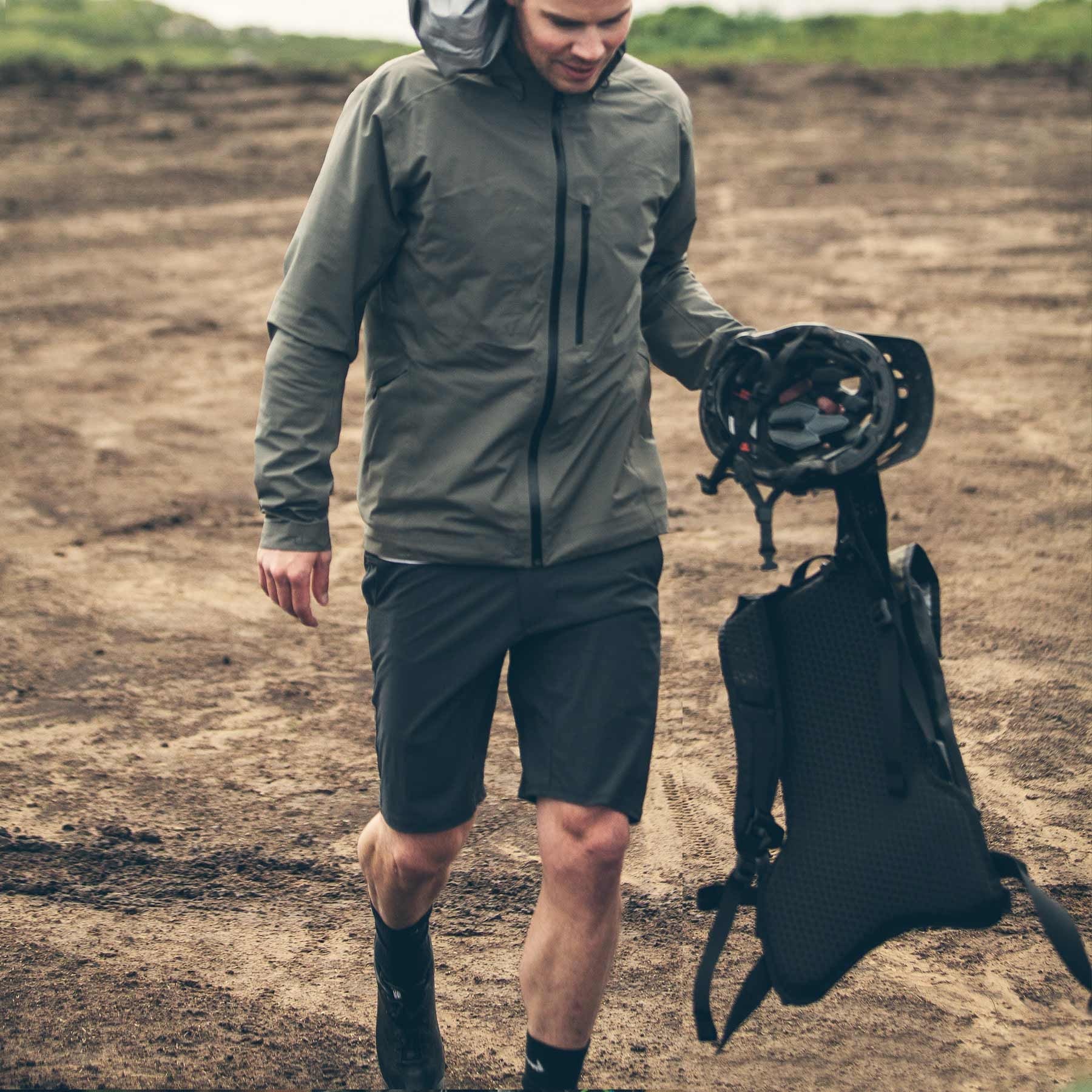 The Loch Short in Charcoal: Alternate Image 1, Shorts by Taylor Stitch