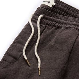 material shot of the drawcords on The Apres Pant in Shadow Hemp