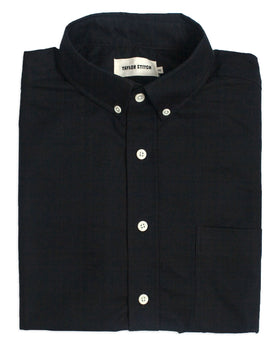 The Jack in Black Everyday Oxford: Featured Image, Wovens by Taylor Stitch