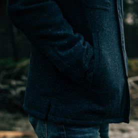 fit model with hands in pocket of The Chandler Jacket in Navy Donegal
