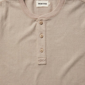 material shot of the buttons on The Short Sleeve Heavy Bag Henley in Sand