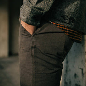 fit model showing back of The Morse Pant in Dark Charcoal Slub