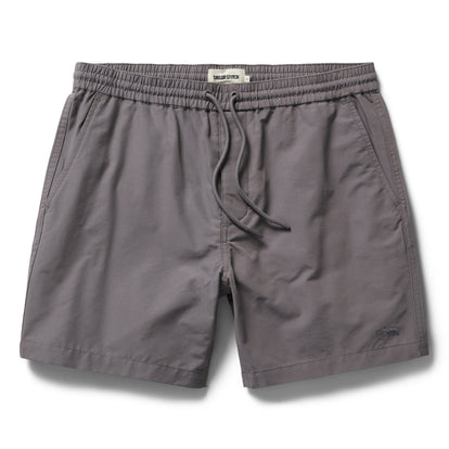 The Apres Short in Smoke Sixty Forty