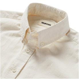 material shot of the collar on The Jack in Heathered Oat