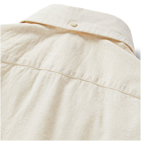 material shot of the back of the collar on The Jack in Heathered Oat