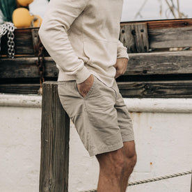 fit model showing the side of The Morse Short in Oyster Slub