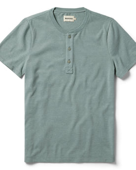 flatlay of The Short Sleeve Heavy Bag Henley in Slate, Knits by Taylor Stitch