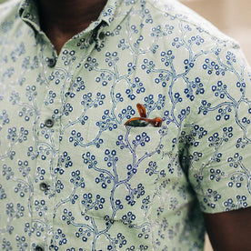 fit model showing the pattern on The Short Sleeve Jack in Vintage Cherry Blossom