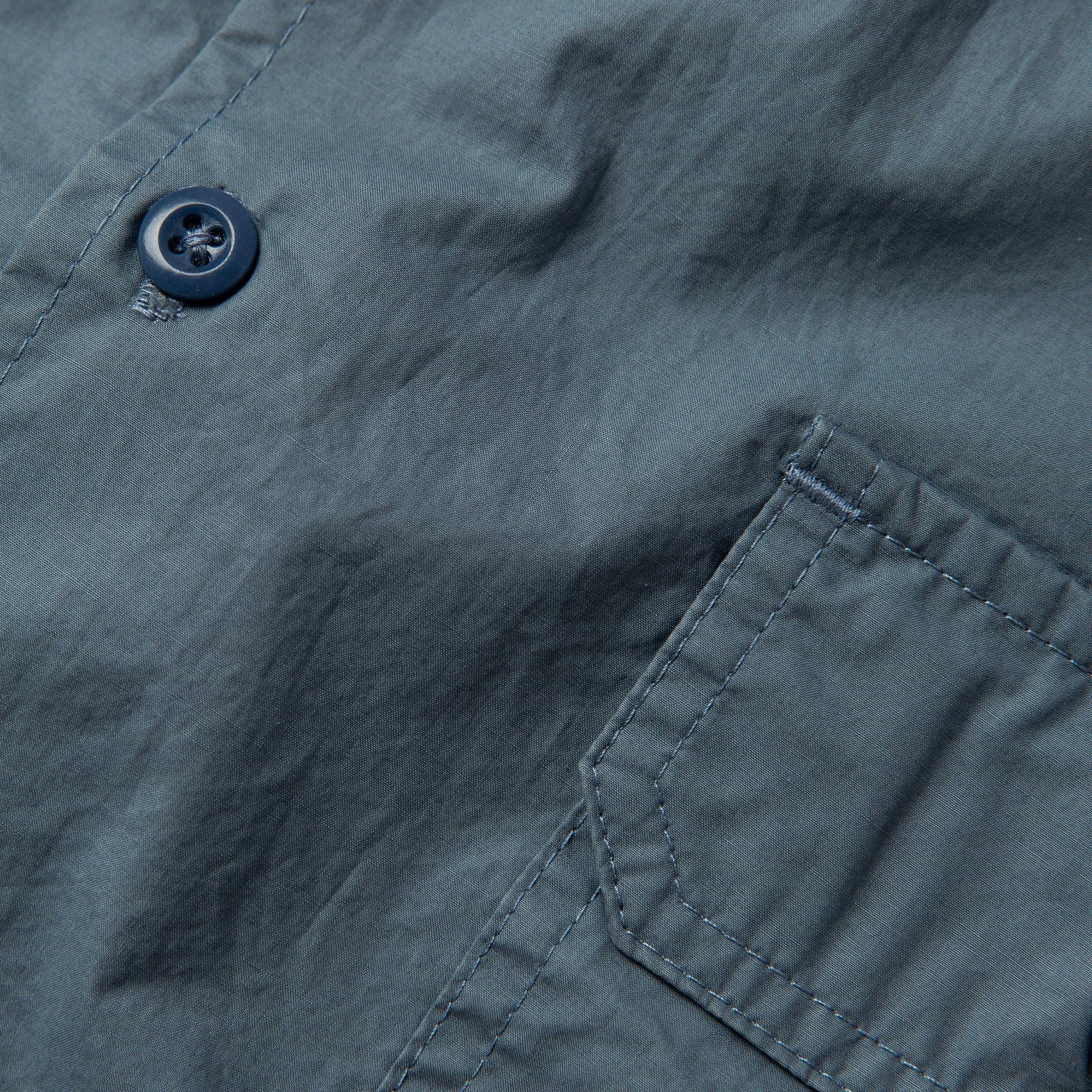 The Short Sleeve Officer Shirt in Slate: Alternate Image 6, Wovens by Taylor Stitch