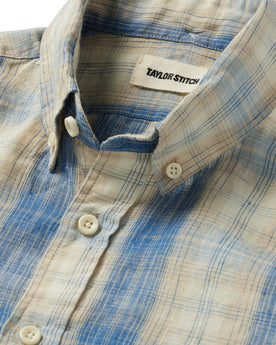 material shot of the collar on The Jack in Iceberg Plaid, Wovens by Taylor Stitch