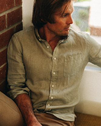 fit model sitting in The Jack in Sage Linen