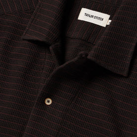 material shot of  the collar on The Short Sleeve Hawthorne in Espresso Pickstitch Waffle