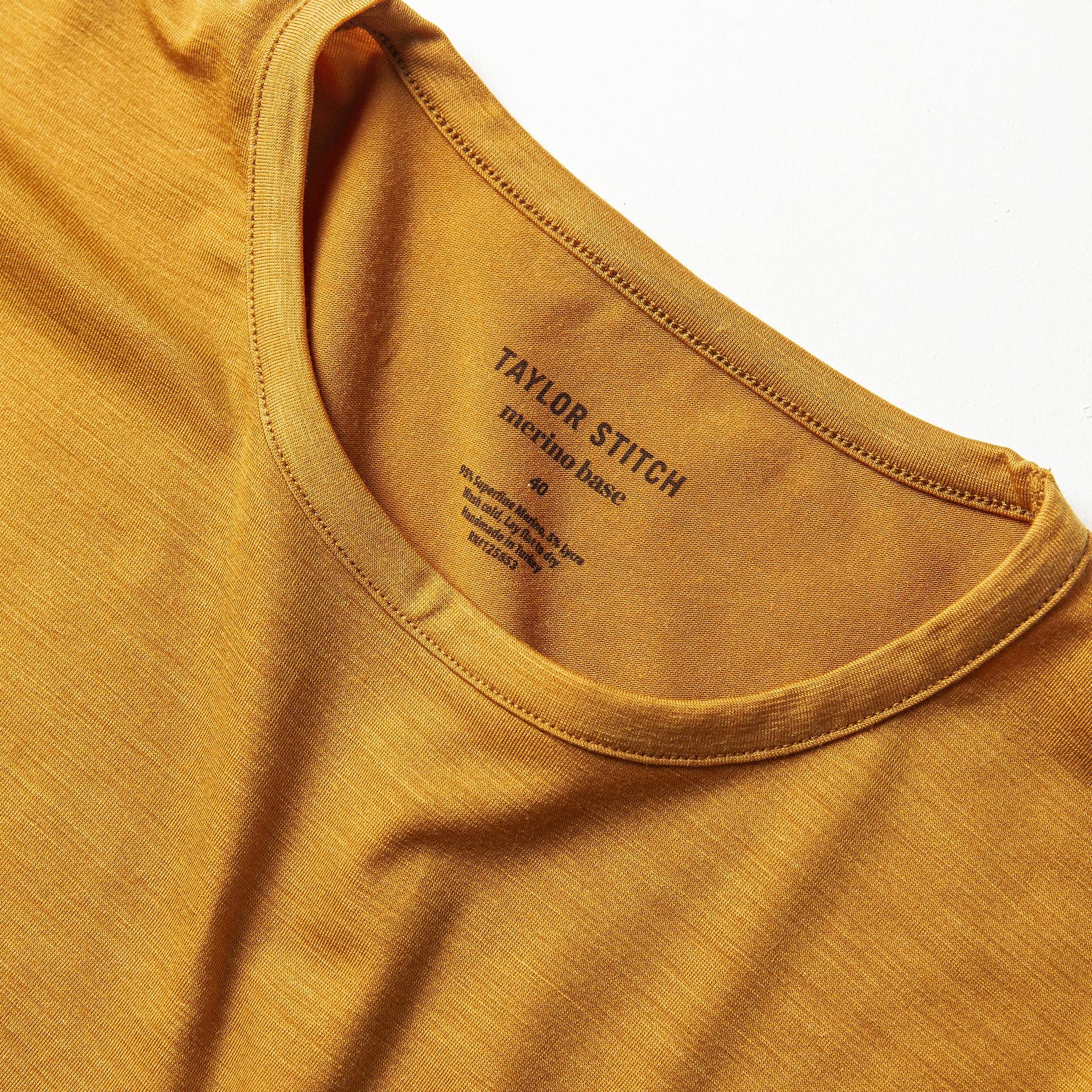 material shot of collar, Knits by Taylor Stitch