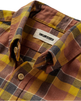 material shot of the collar on The California in Trolley Plaid, Wovens by Taylor Stitch