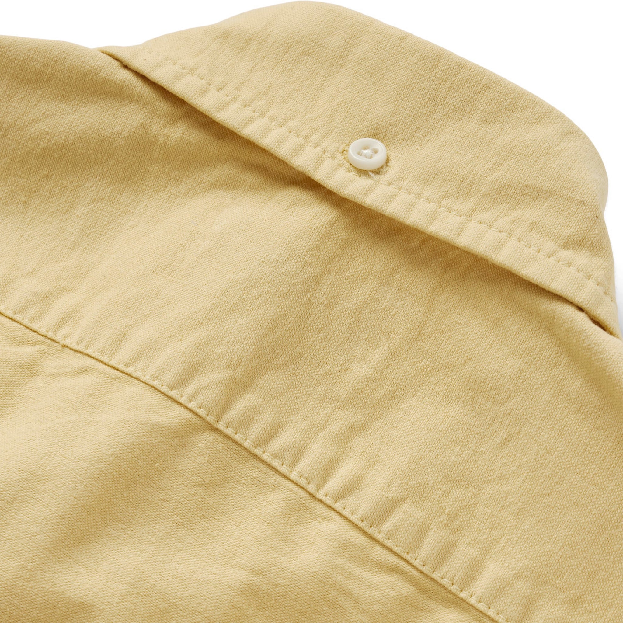 material shot of the back collar of The Jack in Sesame Oxford, Wovens by Taylor Stitch