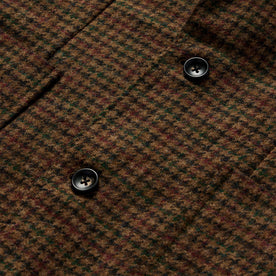 material shot of the buttons on The Sheffield Sportcoat in Tan Gun Check