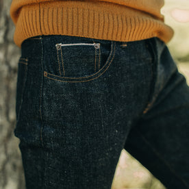 fit model showing selvage pocket on The Slim Jean in Umeda Selvage
