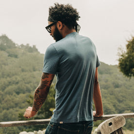 Fit model wearing The Cotton Hemp Tee in Steel Blue