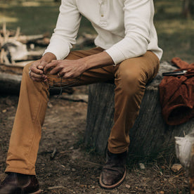 The Slim All Day Pant in British Khaki Selvage: Alternate Image 4