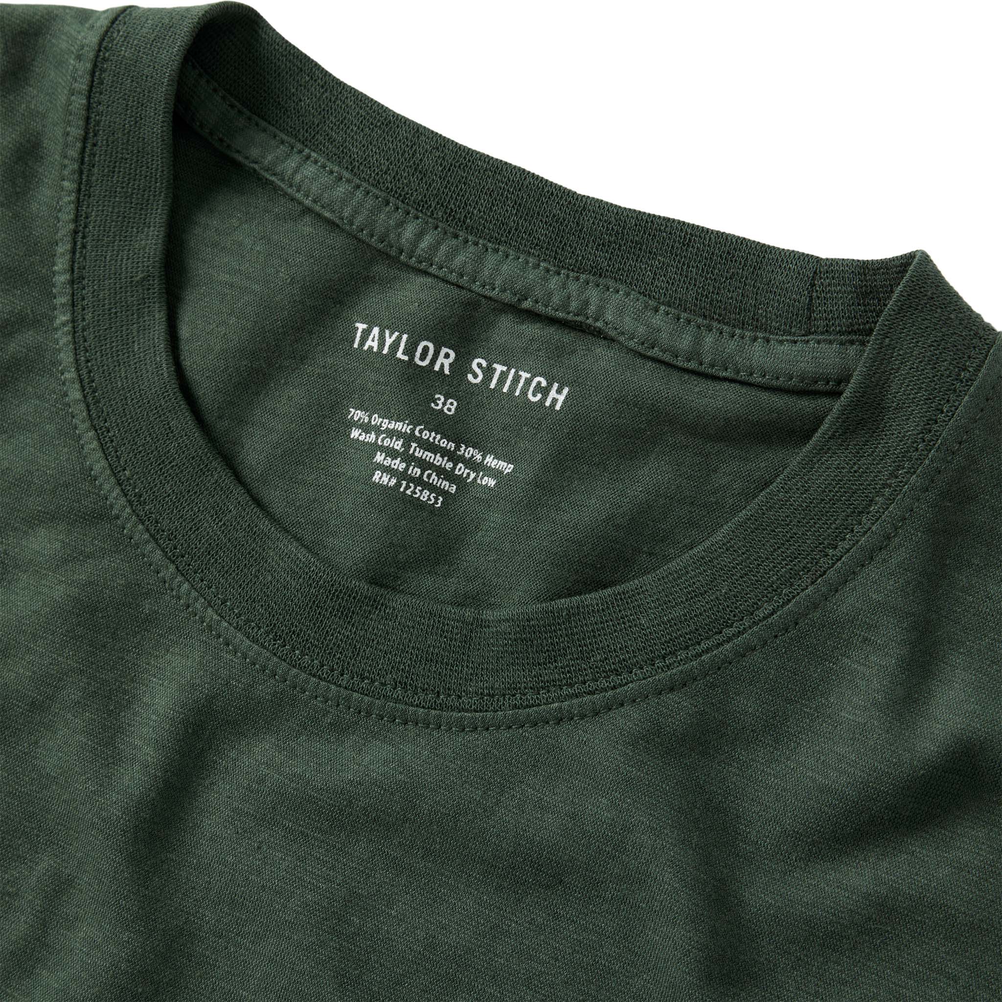 material shot of the collar on The Cotton Hemp Long Sleeve in Pine, Knits by Taylor Stitch