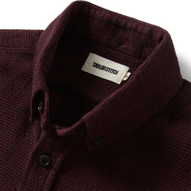 material shot of the collar on The Jack in Burgundy Jaspe Waffle