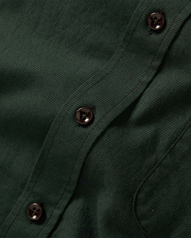 material shot of the buttons on The Jack in Spruce Houndstooth Check, Wovens by Taylor Stitch