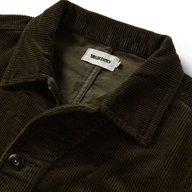 material shot of the collar on The Ojai Jacket in Army Cord