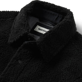 material shot of the collar on The Timberline Jacket in Onyx Sherpa