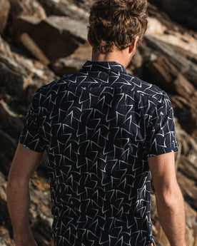 The Short Sleeve Hawthorne in Dark Navy Seagull: Alternate Image 4, Wovens by Taylor Stitch