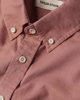 material shot of collar, Wovens by Taylor Stitch