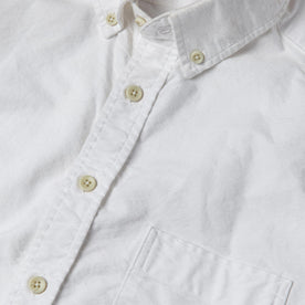 material shot of the buttons on The Jack in White Everyday Oxford