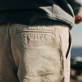 fit model wearing The Morse Short in Aluminum Slub Linen, back pocket shot