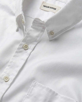 material shot of collar, Wovens by Taylor Stitch