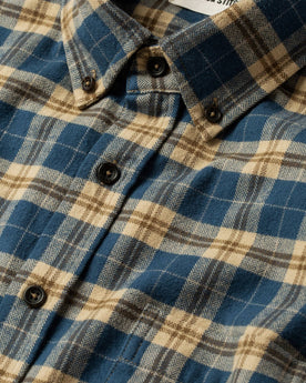 material shot of collar, Wovens by Taylor Stitch