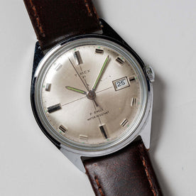 material shot of the watchface on The 1970 Timex 21