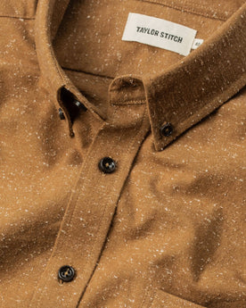 material shot of collar, Wovens by Taylor Stitch