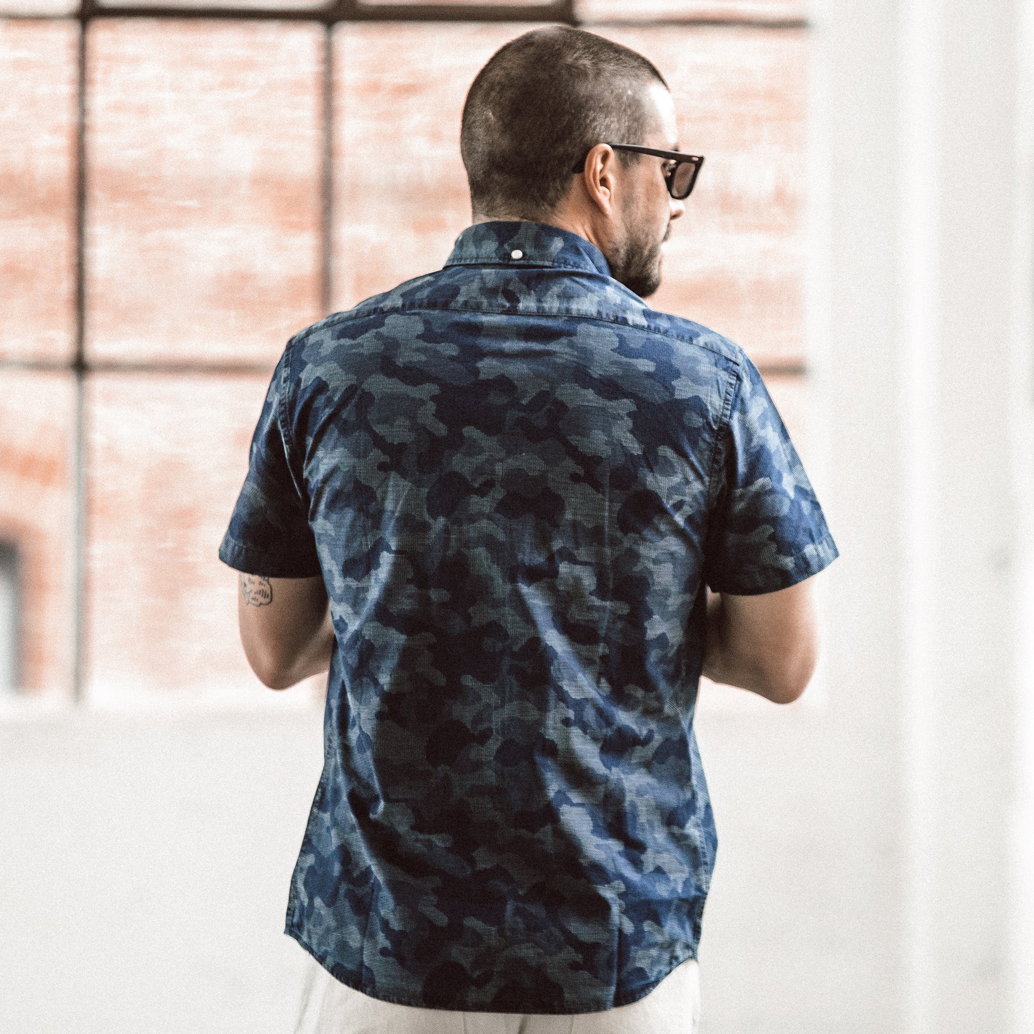 The Short Sleeve Jack in Indigo Jacquard Camo: Alternate Image 5, Wovens by Taylor Stitch