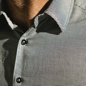 The Hyde in Mini Houndstooth on our fit model.