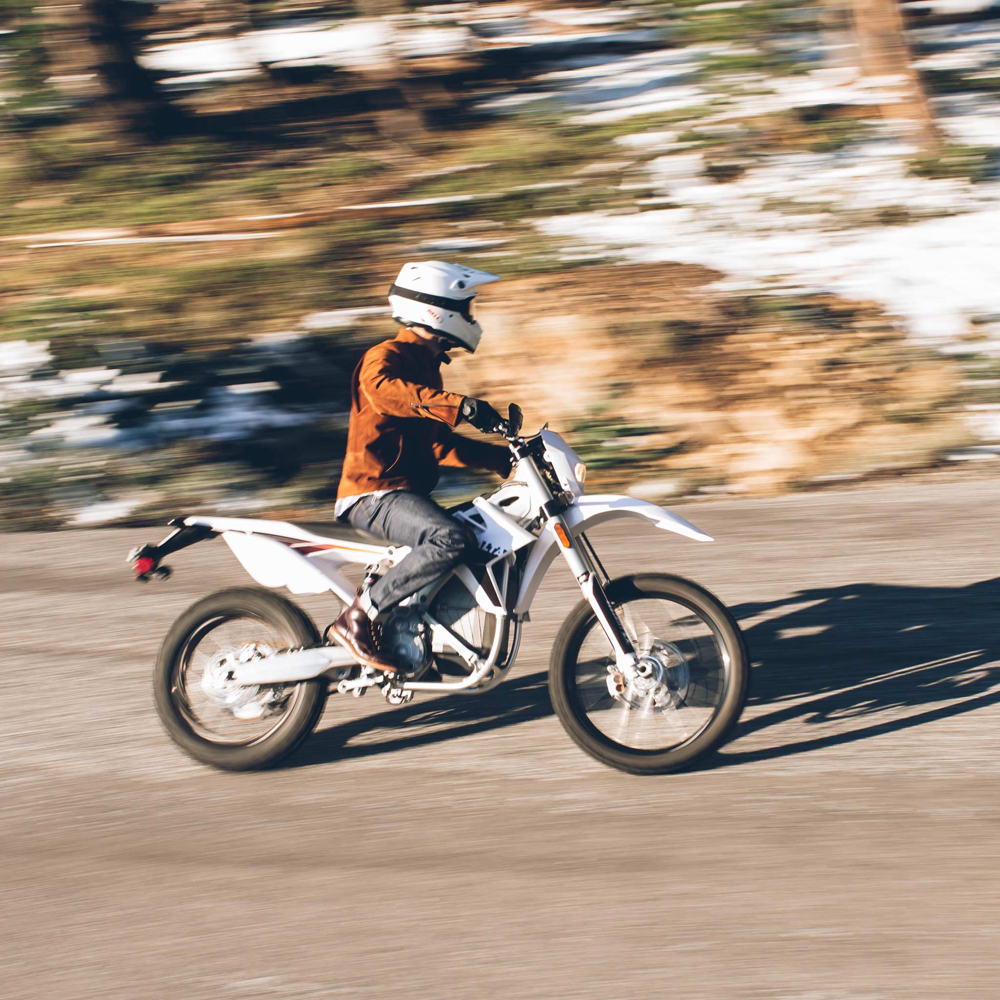 The Alta Motors Redshift EX in Taylor Stitch Custom: Alternate Image 4