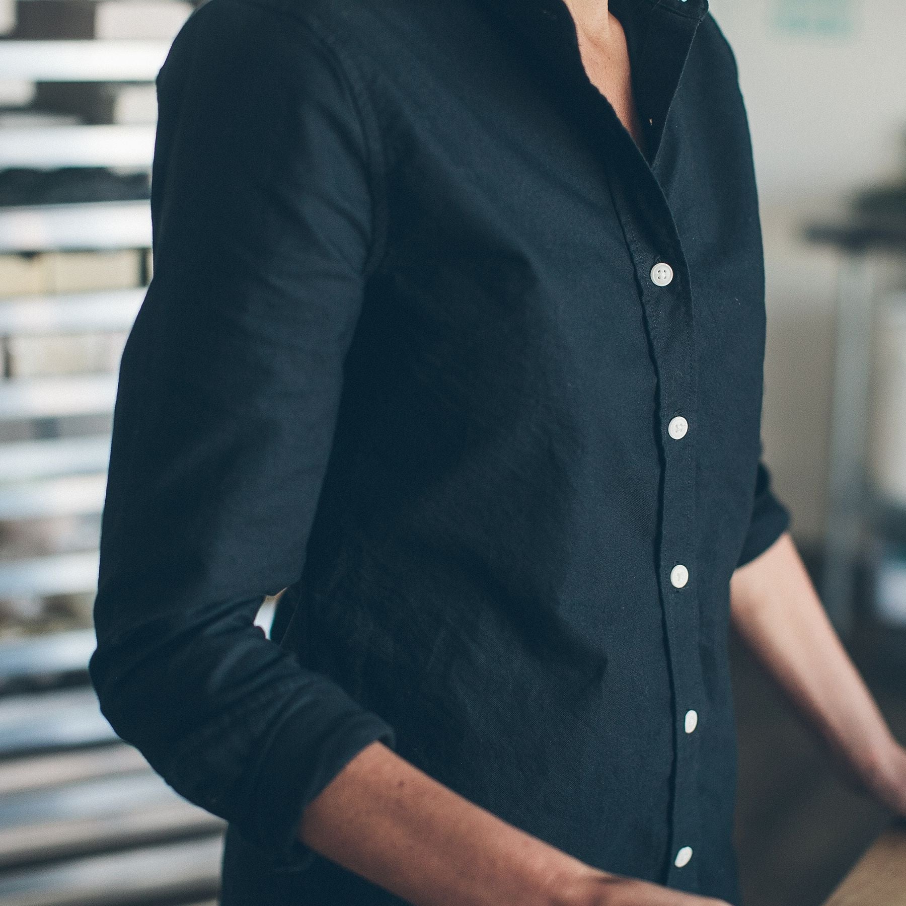 The Katherine in Washed Black Oxford: Alternate Image 4, Wovens by Taylor Stitch