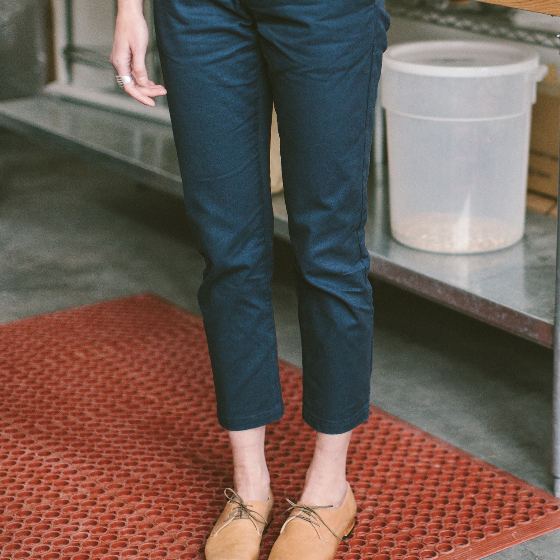 The Curator Pant in Navy: Alternate Image 4, Bottoms by Taylor Stitch